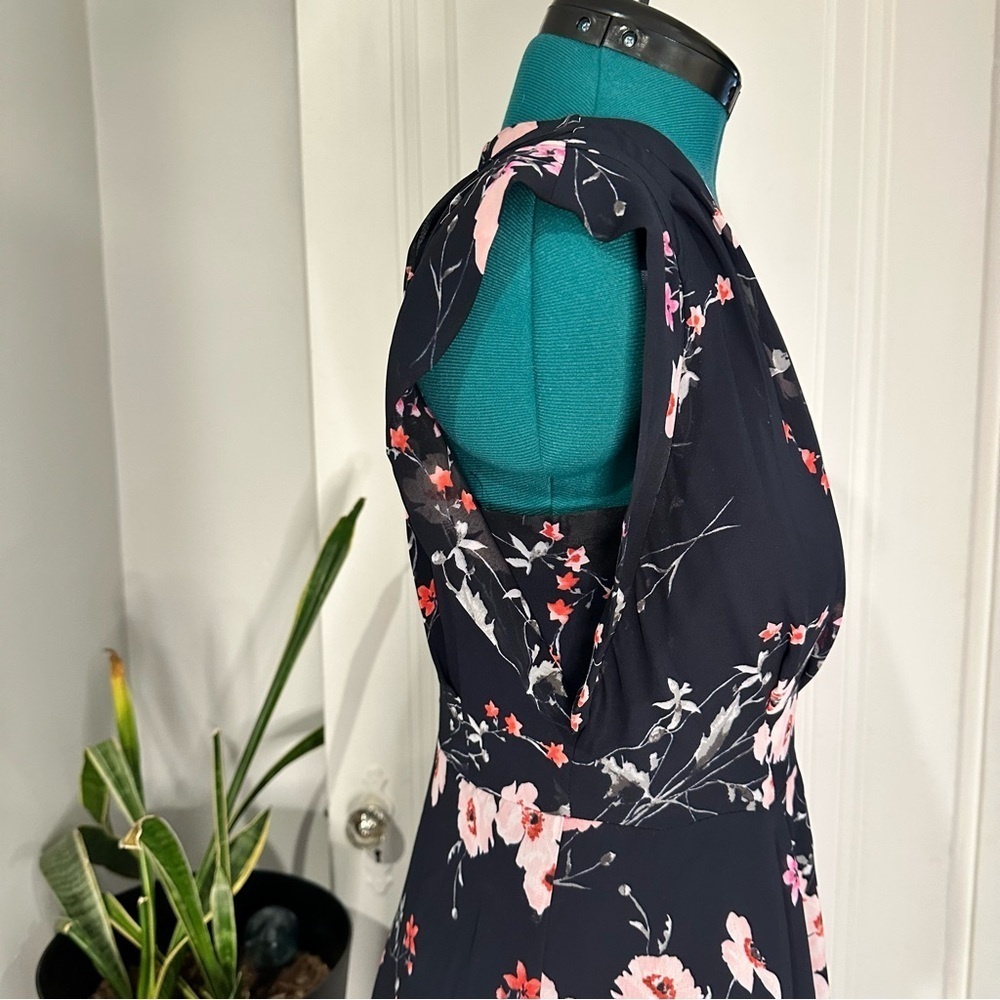 Eliza J Floral High/Low Faux Wrap Chiffon Dress size 4 - Picture 16 of 16